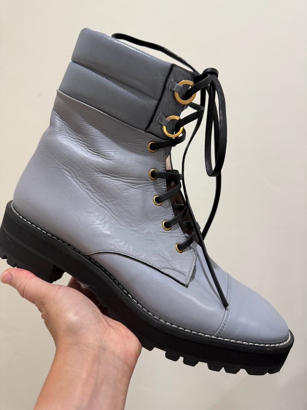 Stuart Weitzman Lexy Boots Women's Shoes 8.5 Leather Lug Combat Winter Snow